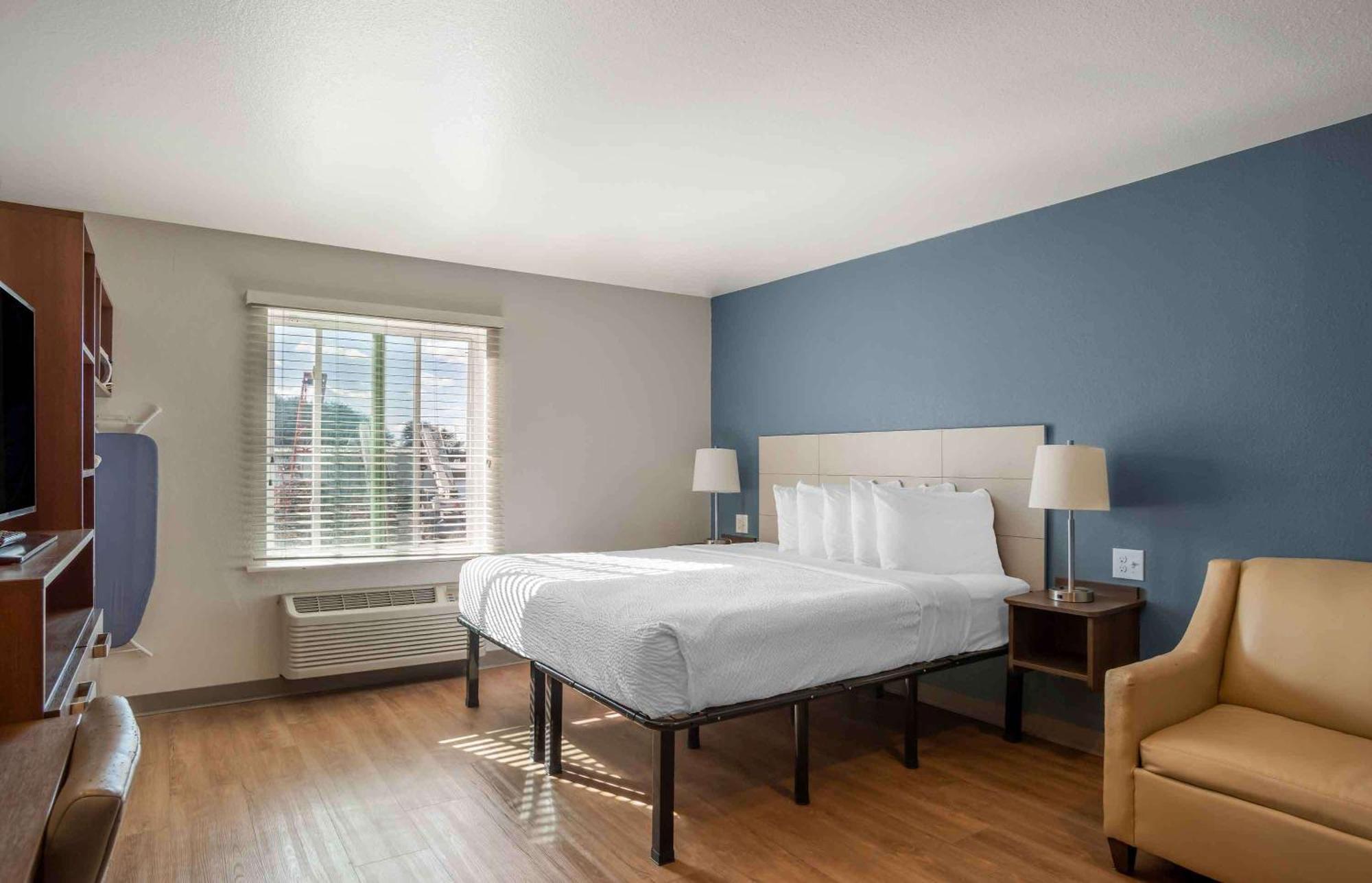 Extended Stay America Select Suites - Charlotte - Northlake Bagian luar foto