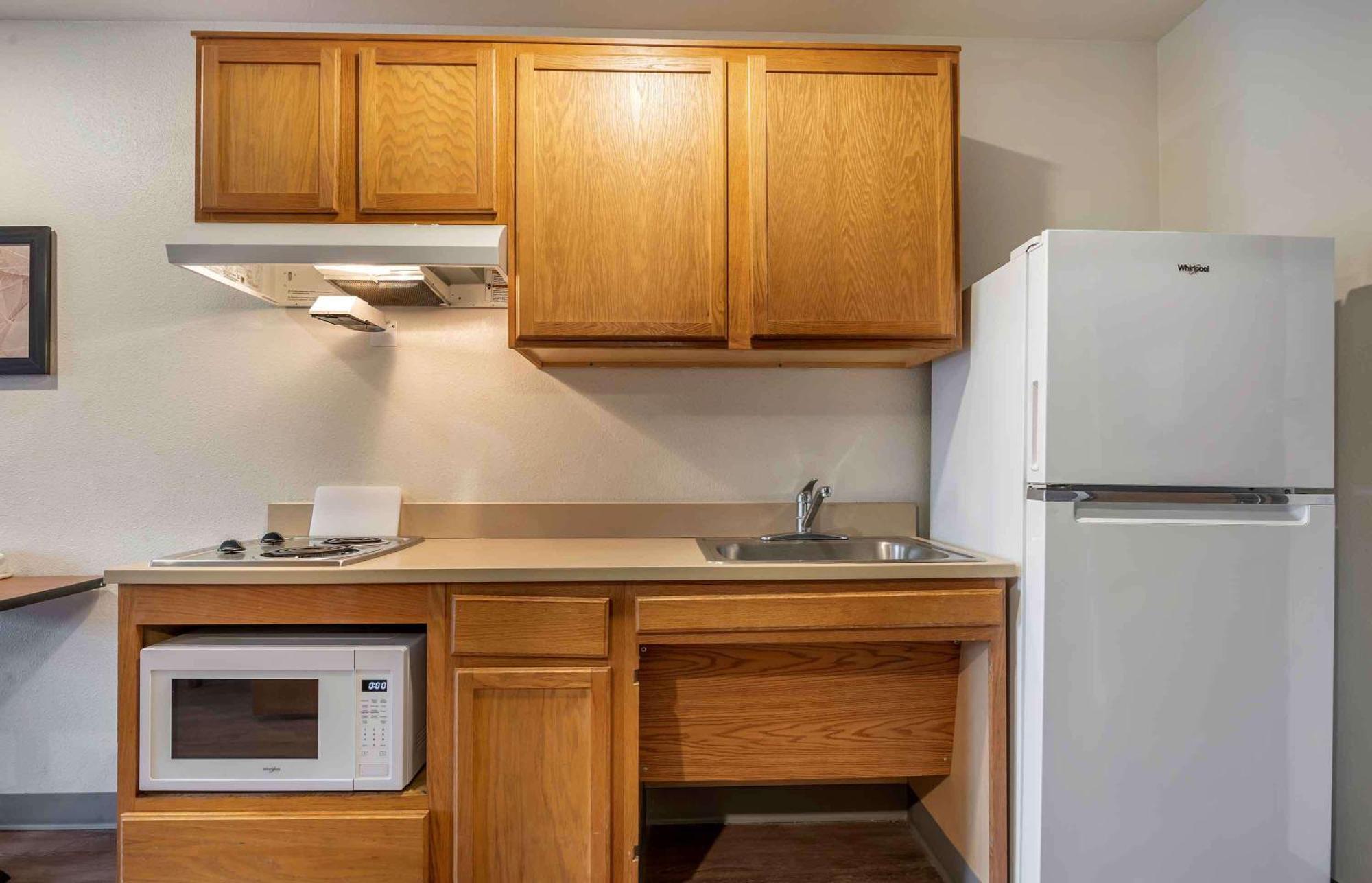 Extended Stay America Select Suites - Charlotte - Northlake Bagian luar foto