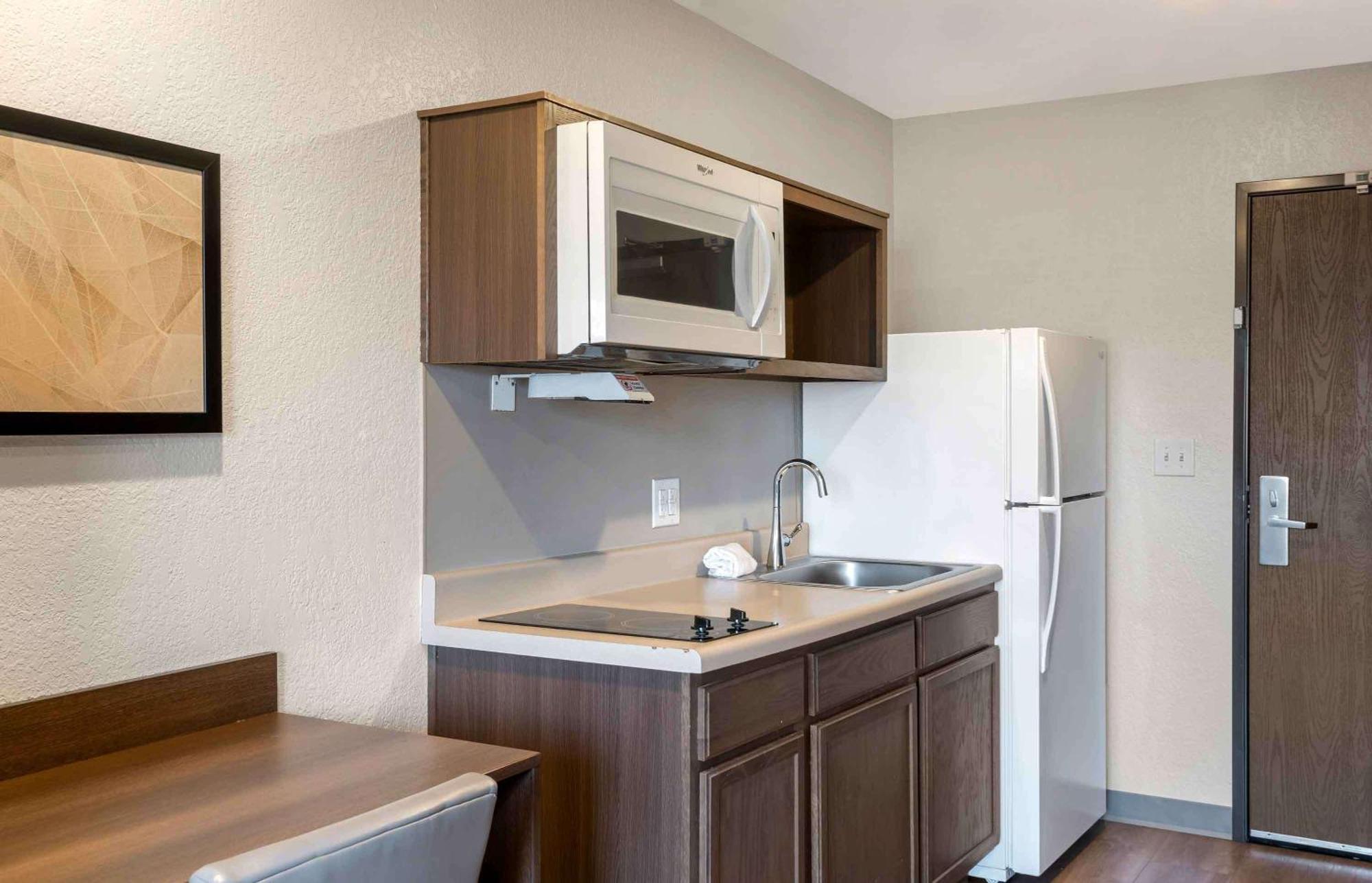 Extended Stay America Select Suites - Charlotte - Northlake Bagian luar foto