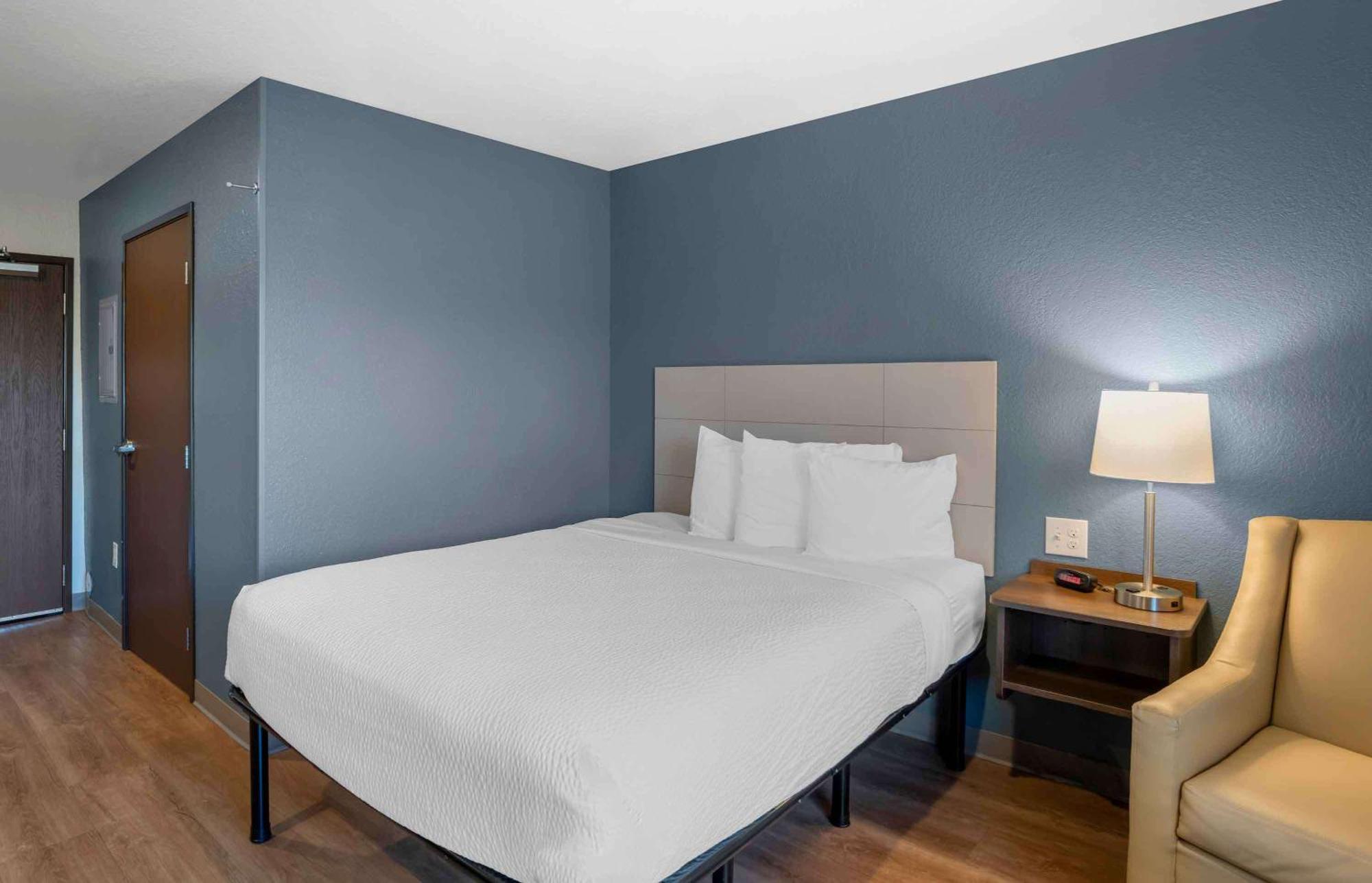 Extended Stay America Select Suites - Charlotte - Northlake Bagian luar foto